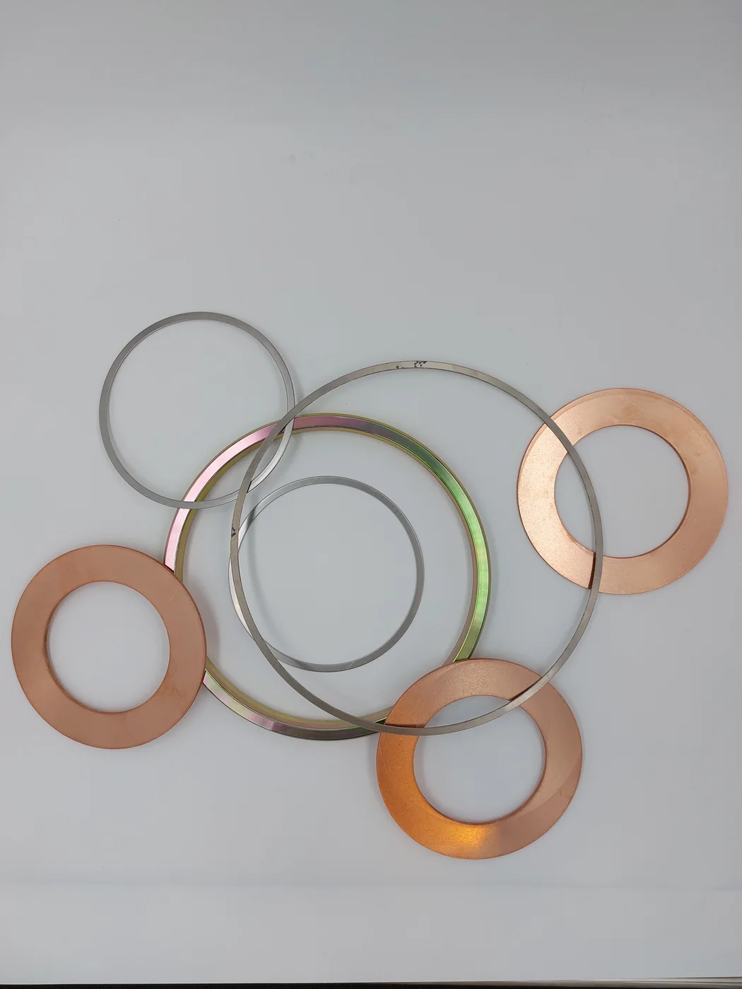 Metal gaskets